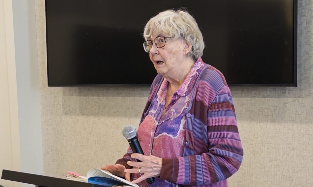 Resident’s Memoir Celebrates the Community She Found at The Hartford